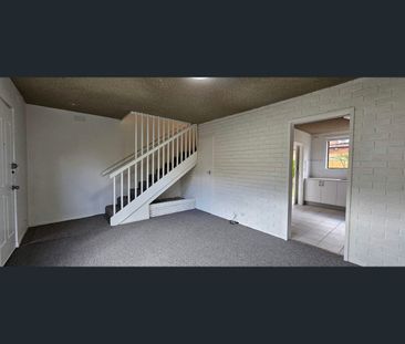 3/99 Willesden Road, Hughesdale, Vic 3166 - Photo 4