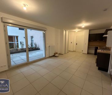 Location Appartement 2 pièces 44m² BRON 69500 - Photo 1