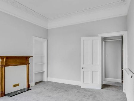 4 bedroom flat to rent - Photo 4