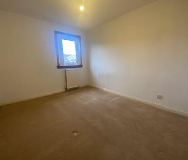 2 bedroom semi-detached house to rent - Photo 3