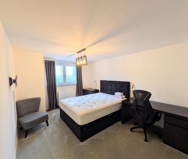 2 bedroom flat to rent - Photo 6