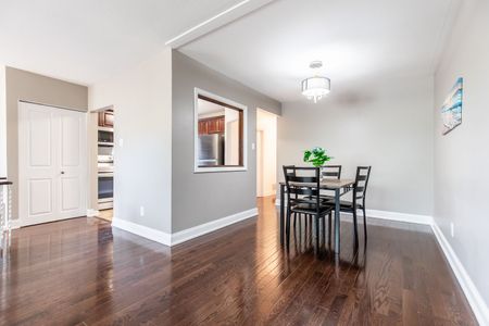 For Lease - 12 Murellen Crescent, Toronto, Ontario - Photo 3