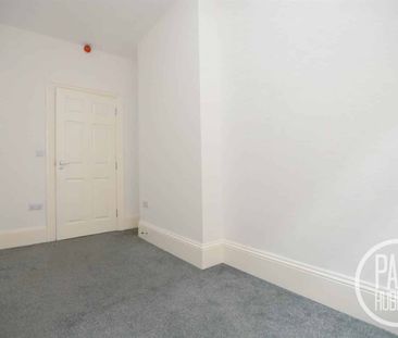 London Road North, Lowestoft, NR32 - Photo 2