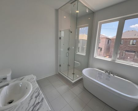 For Lease - 354 Madelaine Drive, Barrie, Ontario - Photo 3