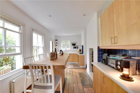 3 bedroom terraced house to rent - Photo 5