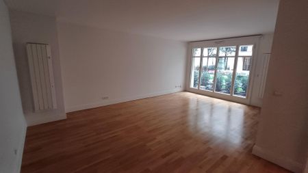 location Appartement F4 DE 104.67m² À PARIS - Photo 3