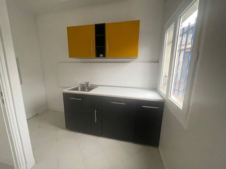 Appartement - 2 PIECES CARRIERES SUR SEINE - Photo 4