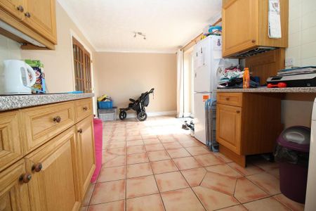 3 bedroom house to rent - Photo 5
