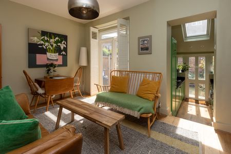 Ufford Street - Photo 5