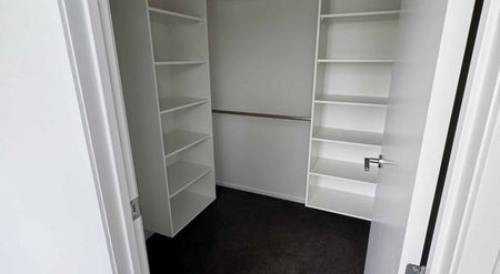 2 Bedroom Rental in Helensville - Photo 3