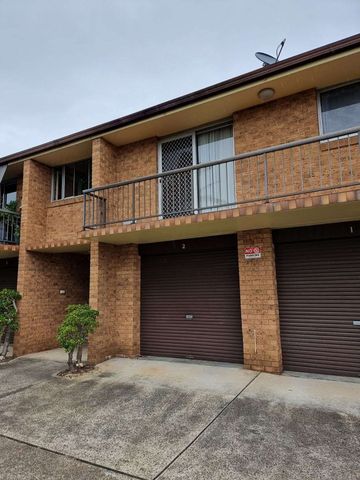 Convenient Location - Photo 4