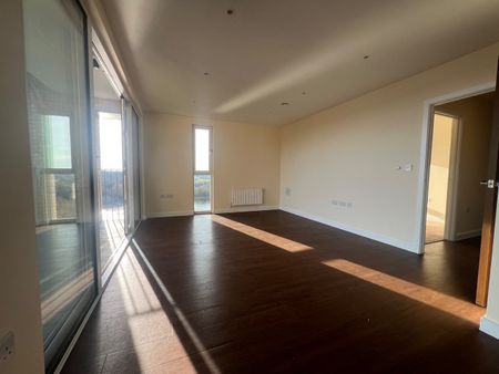 2 Bed Flat, Greenshank House, NW9 - Photo 2