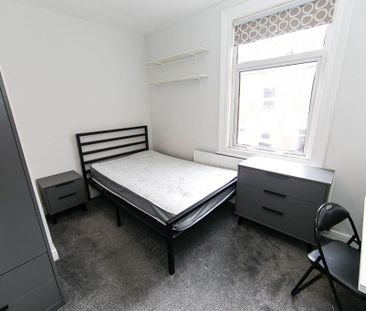 Welton Place, Hyde Park, Leeds - Photo 6