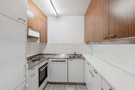 Luminous and modern 4.5-room apartment with a beautiful view in Bellach Special offer: the first net rent free - Photo 5