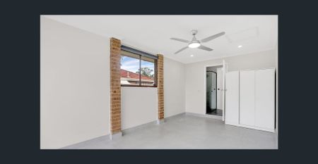 Family Home in quiet street - Photo 5