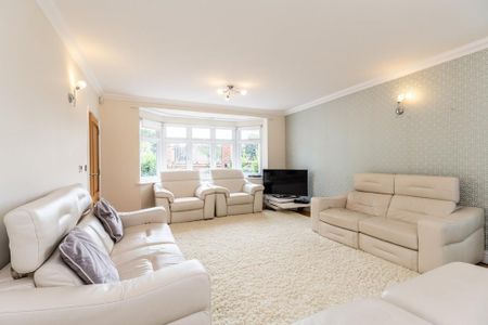 7 bedroom detached house to rent - Photo 3