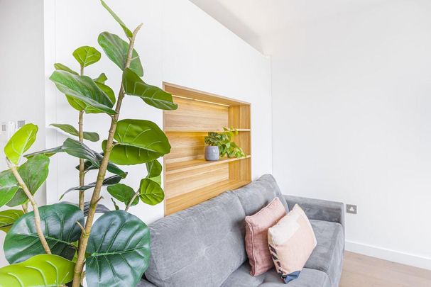 Studio to rent - Photo 1
