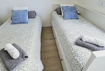 Passeig del Mare Nostrum, Badalona, Catalonia 08918