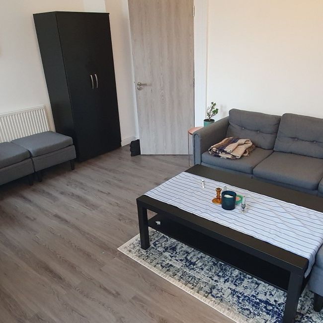 32 (7-BED) Kings Road, Canton, Cardiff, CF11 9DA - Photo 1