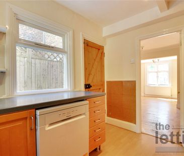 Merton Road, Enfield, Middlesex, EN2 0LS - Photo 5