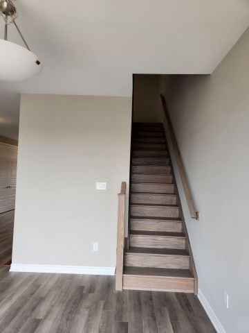 For Lease - 46 Forestwalk Street, Kitchener, Ontario - Photo 2