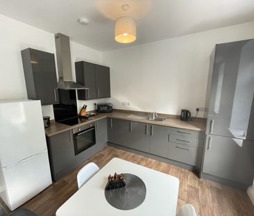 Henshall, Woodlands Village, Wakefield - Photo 4