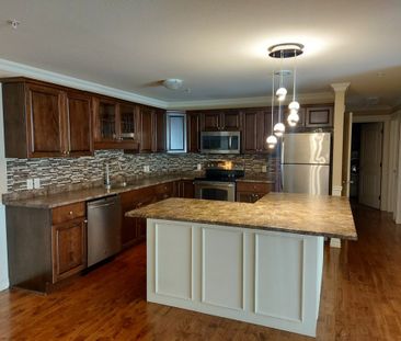 165 Valcour Drive Unit 109 - Photo 1