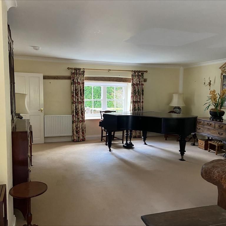 4 bedroom detached house to rent - Photo 1