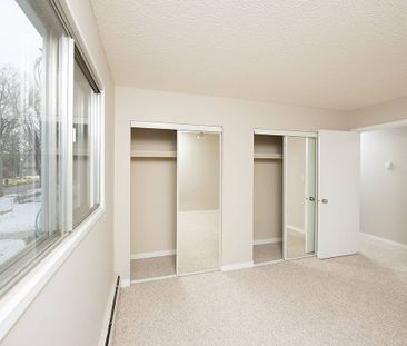 Barcelona Apartments - Photo 4