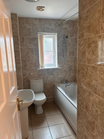 3 Bed Semi-Detached House, Stag Road, B16 - Photo 4