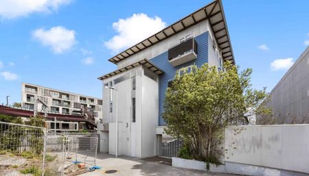 Apartment in the heart of Eden Terrace - Photo 4