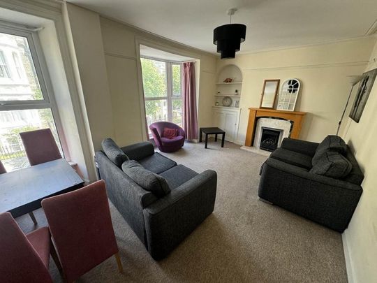 5 bedroom house to rent - Photo 1