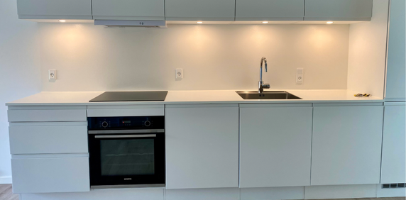 Dejlig terrasse ud til grønt område - Foto 2