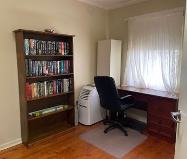FULLY FURNISHED HOME - Photo 2