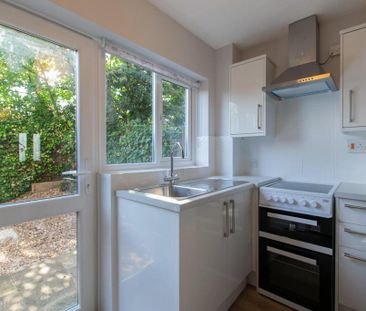 1 bedroom terraced house to rent - Photo 5