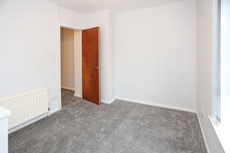 44 Orkney Street, Belfast, BT13 3GR - Photo 4