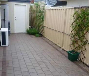 Quiet Villa Prime Location - Photo 4