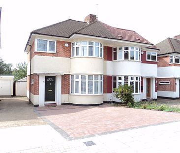 Vernon Drive, Stanmore, Middlesex - Photo 1