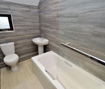 2 bedroom House To Let - Photo 5