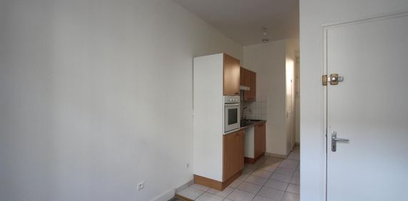 Location Appartement 1 pièce 16m² NANTES 44000 - Photo 2