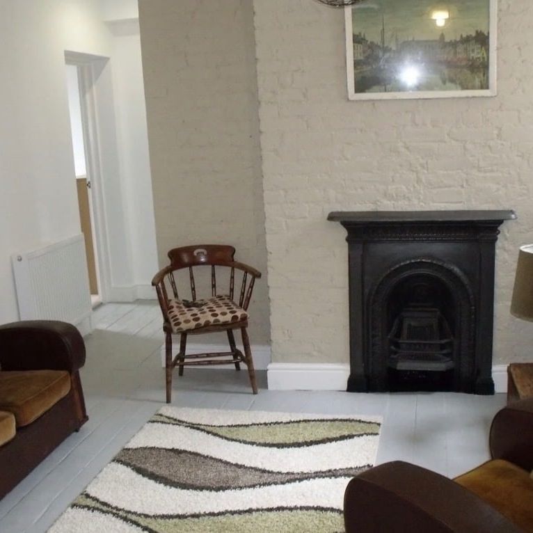 2 Bed Flat, Corfield Street, E2 - Photo 1