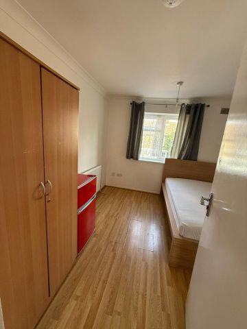 Room in a Shared House, Windmill Lane, E15 - Photo 3