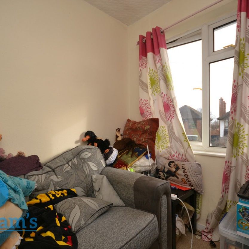 3 bed Detached House for Rent - Photo 1