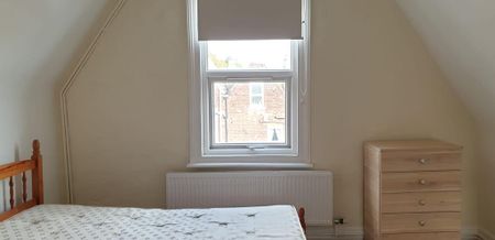 5 bedroom terraced house to rent - Photo 5