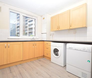 2 Bed Flat, John Mcdonald House, E14 - Photo 2