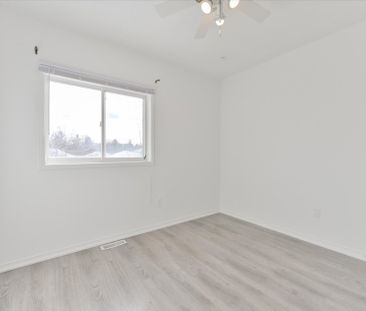 For Lease - 29 Drake Drive, Barrie, Ontario - Photo 3