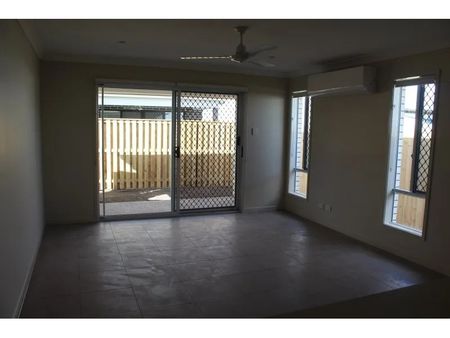 Eucalyptus Crescent, Ripley - Photo 4