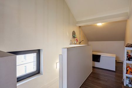 Ruim appartement met landelijk karakter te huur in het gezellige Uikhoven - Photo 3