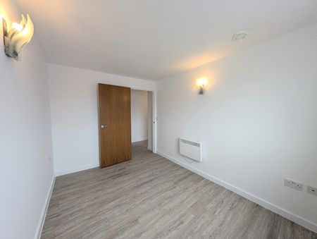 2 bedroom apartment to rent - Photo 5