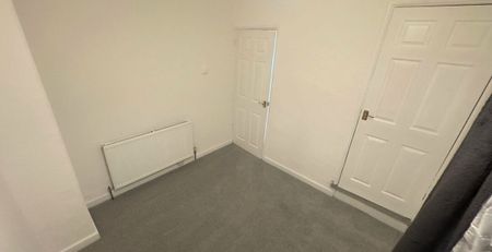 Flaxpiece Road, Clay Cross, Chesterfield, S45 9HB - Photo 5